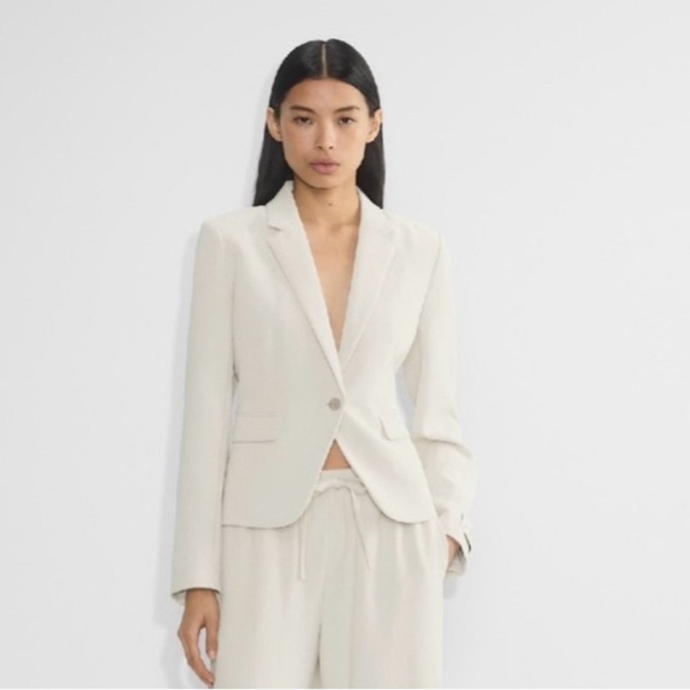 Aritzia Wilfred Etiquette Blazer | Matte Pearl Cream White | Size 4 BNWT - Picture 2 of 15